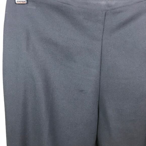 Missoni • Cropped Black Capri Pants - Picture 3 of 7